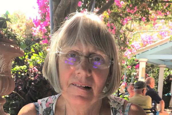 Sarah, a woman with ovarian cancer who shared her story with Target Ovarian Cancer