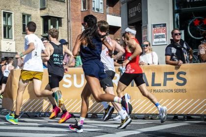 Runners at Copenhagen SuperHalf marathon