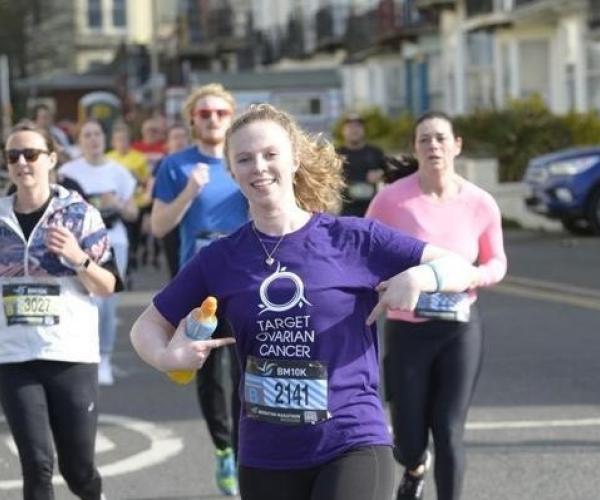 A Target Ovarian Cancer running in the Brighton Marathon