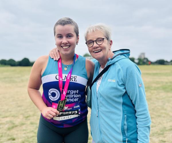 Two female supporters at the Hackney Half Marathon 2025