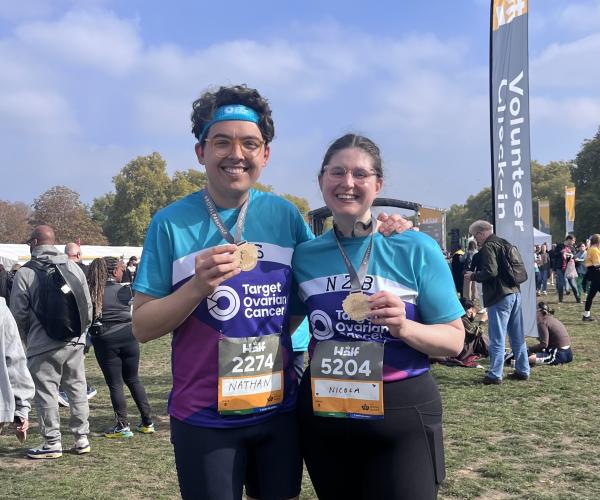 Two Target Ovarian Cancer runners at the Royal Parks Half Marathon