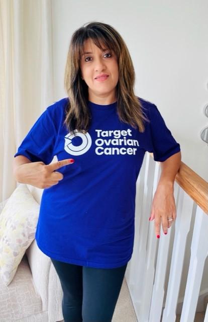Reeta wearing a purple Target Ovarian Cancer tshirt